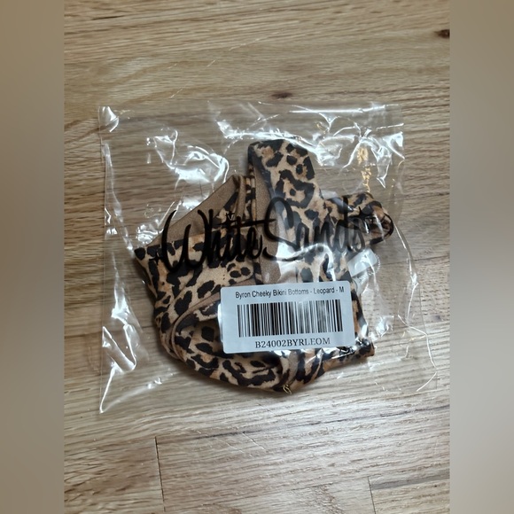 BYRON CHEEKY BIKINI BOTTOMS - size M NWT - Picture 5 of 6